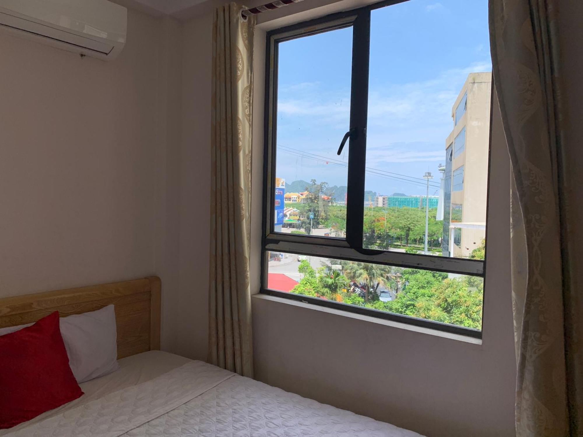 Quynh Yen Hotel Hạ Long Extérieur photo